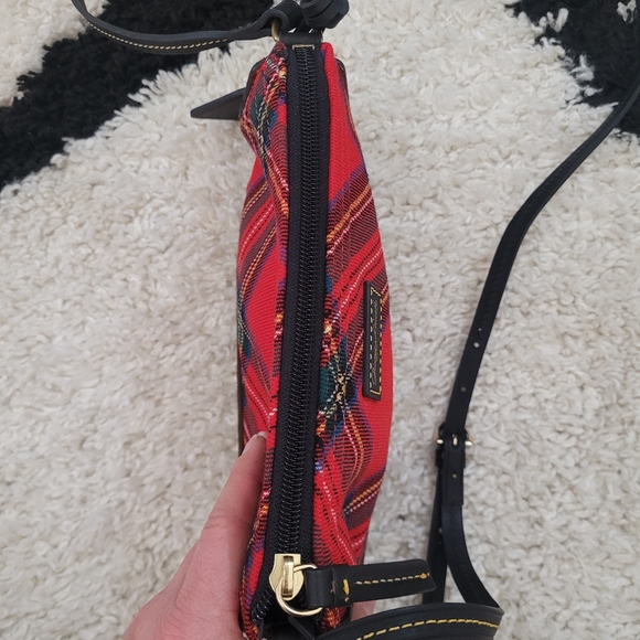 Vintage authentic Dooney & Bourke plaid red black crossbody purse tartan - Picture 7 of 16